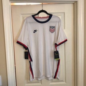 Nike Mens United States National Team kit size XXL